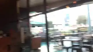 BurgerX&rsquo;de yemeğimizi yedikten sonra Emir&rsquo;in oyun saati