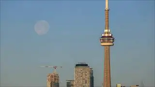 FULL MOON SET CN TOWER 2018