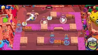 Mojo Jojo playing with Piper in bounty.
