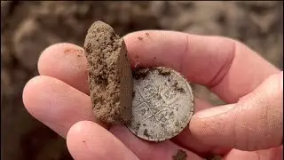 Metal detecting the coins and relics of Perthshire, Scotland 🏴󠁧󠁢󠁳󠁣󠁴󠁿 Part 2 Double silver 🤩