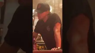Austin Butler Bartending for Scene in Upcoming Film &lsquo;Caught Stealing&rsquo;