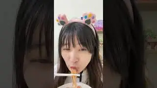 REVIEW MỲ &Yacute; 50% | Hồng Hay Ho | #shorts  #food  #mukbang
