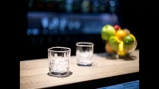 Escape bar