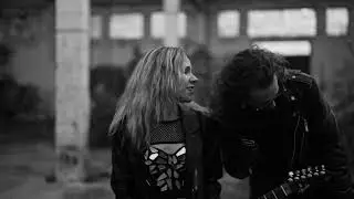 YeuX - Magic Carpet Ride (Official Video)