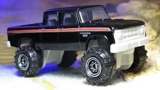 Matchbox 1968 Dodge D200 (2020)
