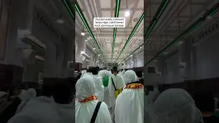 Doa Sa&rsquo;i saat melewati Lampu Hijau #umrah #umroh #mekah #madina #makkah #masjidilharam