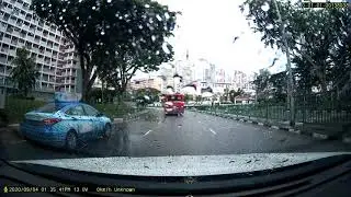 4 Sep 2020 - Beating Red Light along Toa Payoh Lor 1 towards Toa Payoh Central (Front Camera)