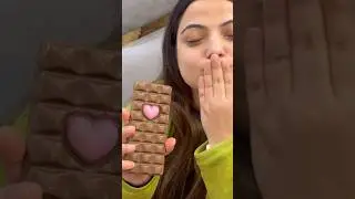 🍫 chocolate is love ❤️ is husband#trendingshorts#youtubeshorts#couplegoal#chocolateday#explorepage