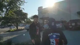 Man pretending to play violin confronted by citizen