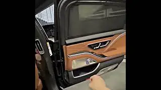 Mercedes Maybach automatic door close feature