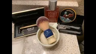Gillette Techmatic & Trac II - side by side shave. Let’s see how the razor used on Apollo 11 does.