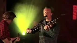 M&aring; bare m&aring; - Ni Liv - LIVE p&aring; Skogen G&aring;rd i B&oslash;
