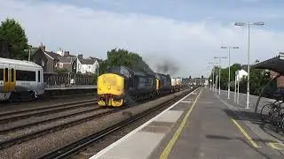 (HD) DRS's 37194 & 37604 Open up through Tonbridge in style - 14/7/11