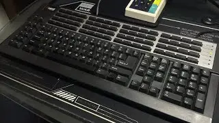Quest Versakey Vintage Keyboard | MX Blacks