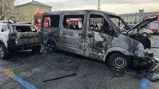Pinerolo. Furgone in fiamme in piazza Vittorio Veneto (15 dicembre 2025)