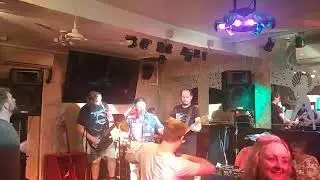 Rocking Red Rocket - (cover) @ Queens Head Hotel, Buxton, Derbys: 20/09/2024