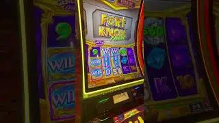 Omg she hit the free games on Fort Knox heist #hardrocktampa