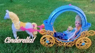Disney *PRINCESS* Cinderella Carriage - Fun Adventure at the park! #disneyprincess