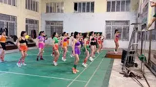 bản eo Thua cô ta