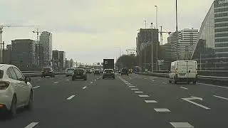 Tesla Autopilot reacting to cut-off driver