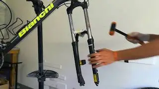 HOW TO: come smontare e disassemblare una forcella MTB a molla