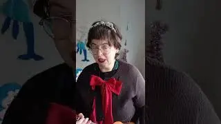 Explicando el Acorde Em9 con mi Ukelele 😅 ( extendido)