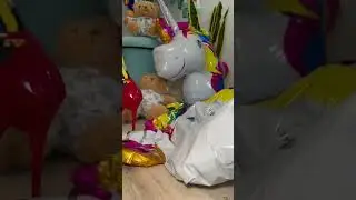 High Heels POPPING a Loud Unicorn Balloon 🦄🎈 #heels #popping #balloon