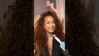 Estou amando essa escova da hiven, t&aacute; bem baratinha l&aacute; no tiktok shop!🩷 #curlyhair #cacheadas