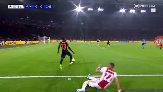 Fikayo Tomori vs Ajax Incredible Defensive Skills (Welcome to Milan)
