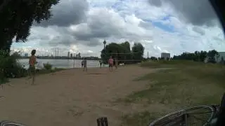 am Strand in D&uuml;sseldorf, am Rhein, 25.7.2016. Testaufnahme, Rollei Actioncam 400