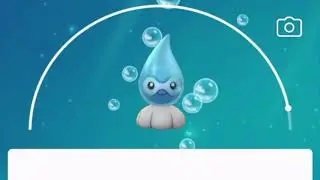 Pokemon GO Castform Rainy Pokedex 360 Degree View