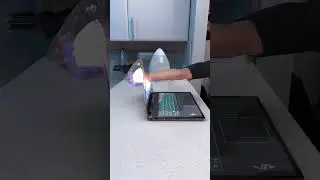 Bendable screen - bug or feature?At the very least, it's unbreakable!