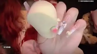 【极致放松 • 冬日 ASMR】雪花轻落、圣诞雪女轻声细语，每一秒都让你沉浸在宁静与安稳里。想逃离喧嚣？从这里开始。