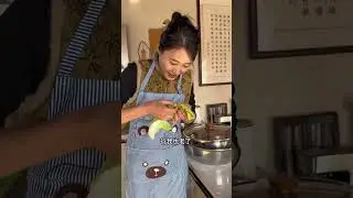 今天做了一鍋水煎包，非常的成功，沒想到被婆婆又催生，我有時候也挺佩服我婆婆的，看孩子看不夠，老一輩的思想真的和我們不一樣&hellip;&hellip;