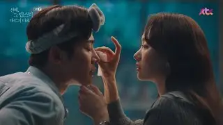 Sunbae, don&rsquo;t put on that lipstick - Rowoon and Jin ah review skincare products