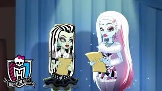 Clawbacks | Volume 3 | Monster High