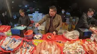 09  冷冷的天來喝喝看這包玉米濃湯，便宜香濃又好喝~ #嘉義趙又廷 #全晟海產 #週五嘉義彌陀夜市 #海鮮拍賣 #海鮮叫賣