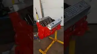 Building and engine for my boat. Just a little baby 305 with an RV cam and quadrajunk 4 barrel.