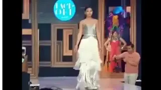 Maxine Medina Wearing Rhett Eala in a Fashion Show by @inquirerlifestyle