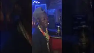 The SMOKING MAGICIAN - PUFF PUFF PASS