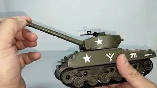 Танк США M4 Sherman модель 1:26 XHD Метал звук свет