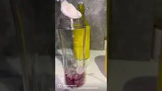 raspberry milkshake