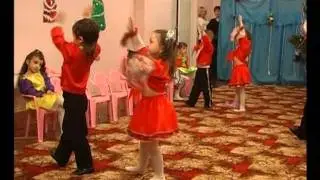 Танец А я яй девчонка (средняя группа) д/с №306 Одесса.wmv