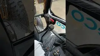 #now#JCB plus cabin