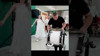 Unde-i Valentin cu toba, joacă toată Moldova #live #music #folk #folkmusic #show #folklore #duet