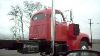 mack b-75 shifting up from the light