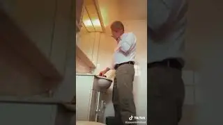 Jos&eacute; Antonio Kast y la Cerveza...