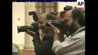 INDIA: NEW DELHI: INDIAN AND PAKISTANI FOREIGN MINISTERS MEET