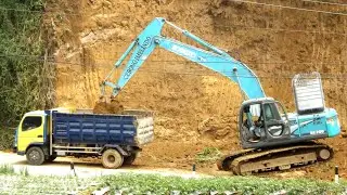 KOBELCO SK200 Digging Cliff Loading Dump Truck