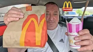 Aussie Angus Deluxe + Pineapple Fritters & Pineapple Sundae From McDonald&rsquo;s